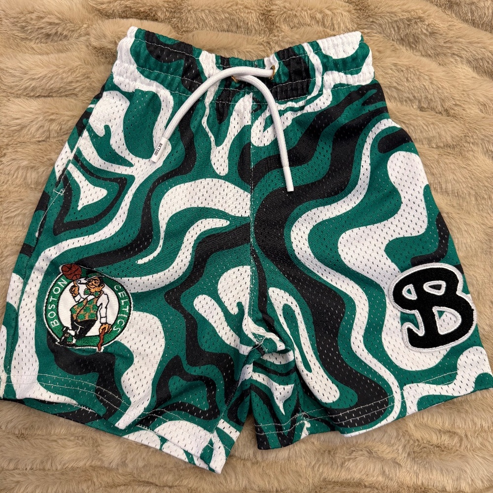 BUCKETSQUAD Boston Celtics Youth Shorts
